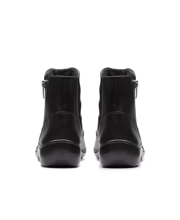 Clarks Collection Cora Pace Ankle Boots 8 Black leather MSRP $120