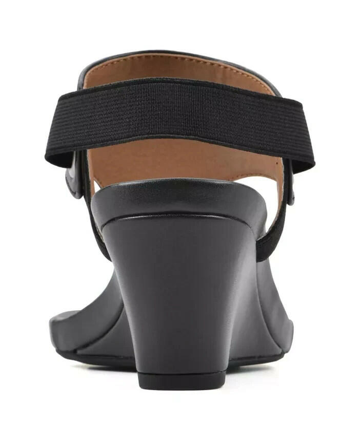 White Mountain All Dres Wedge Sandal Black Smooth 7 New $70