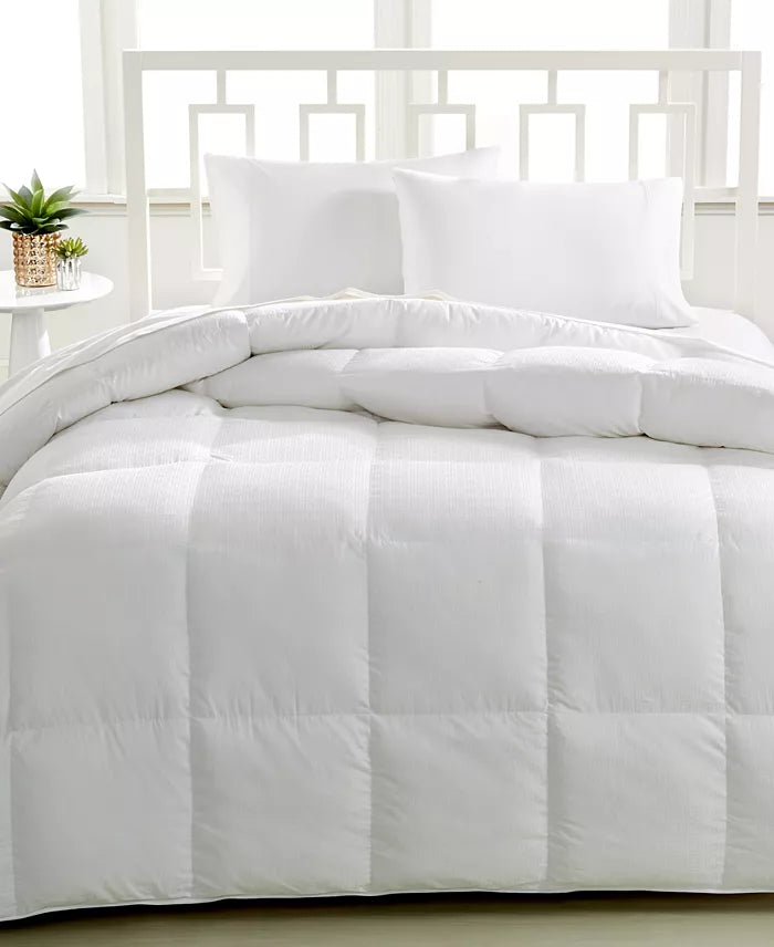 Hotel Collection Luxe Down Alternative Hypoallergenic Comforter – Full/Queen