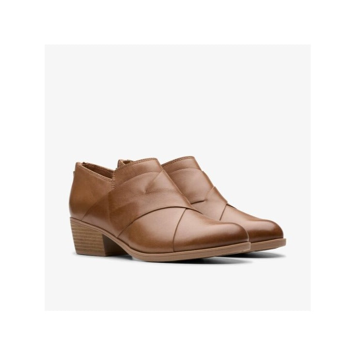 Clarks Charlten Gema Ankle Boots 11 Dark Sand Leather MSRP $120