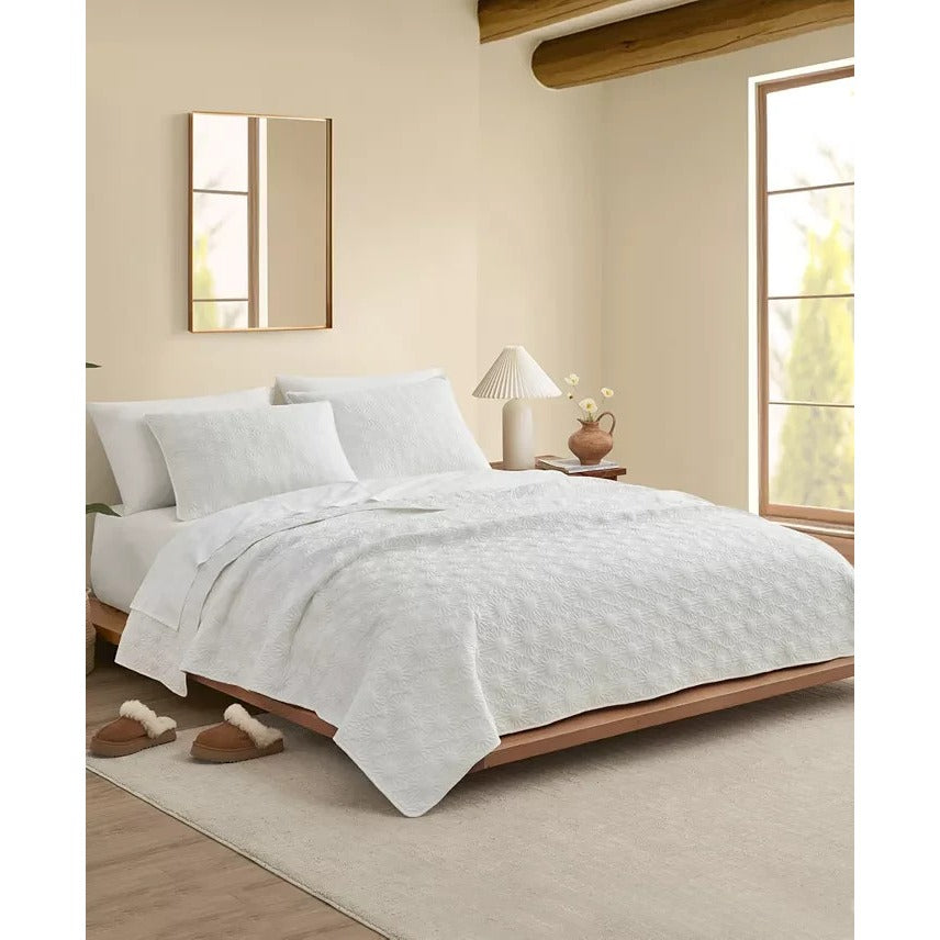 UGG Devon Sun Logo 2-Pc Quilt Set Twin/Twin XL MSRP $90