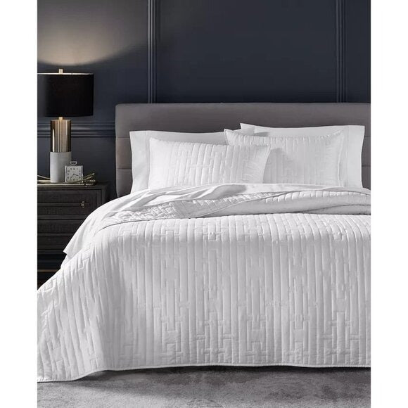 Hotel Collection Chain Links Coverlet Set Full Queen White MSRP $475