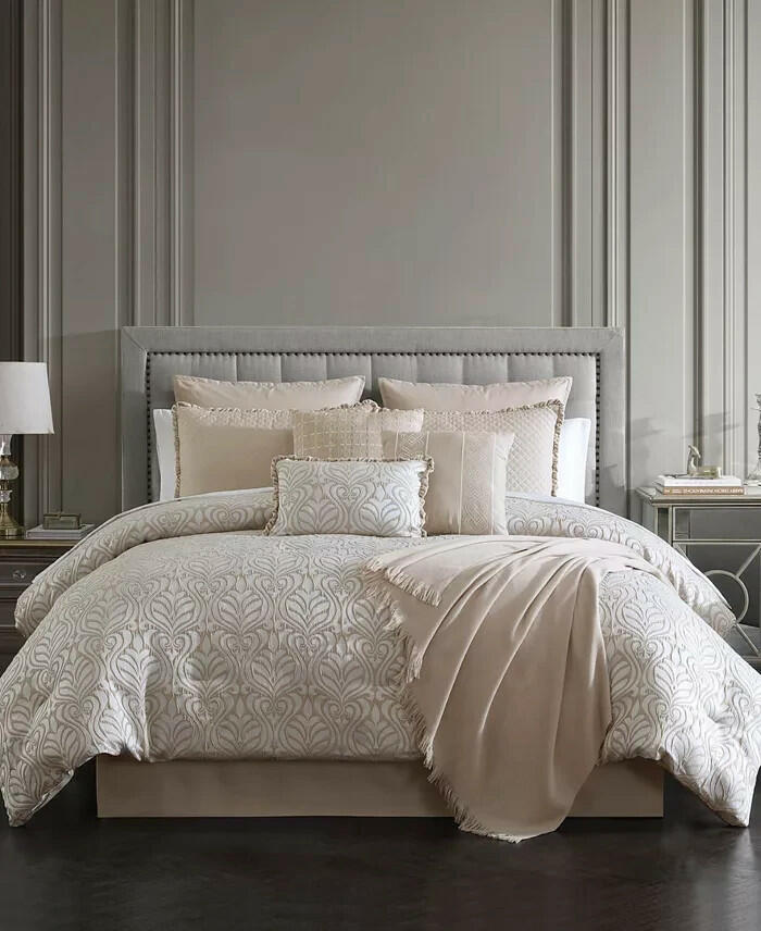 Hallmart Yovana 14-Pc King Comforter Set Neutral Jacquard MSRP $460
