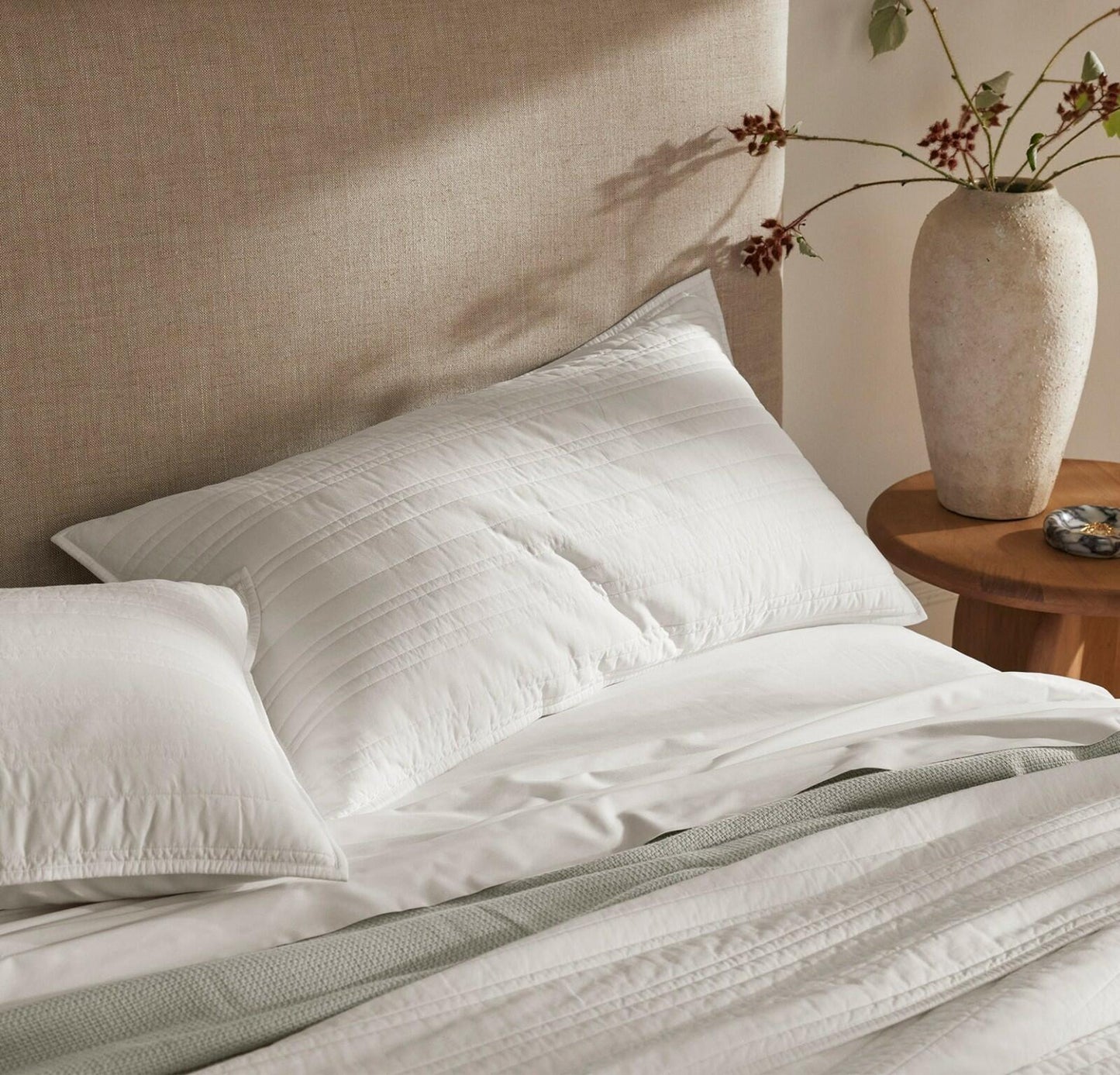 Boll & Branch Signature Stripe Quilt Set Queen White New MSRP $439
