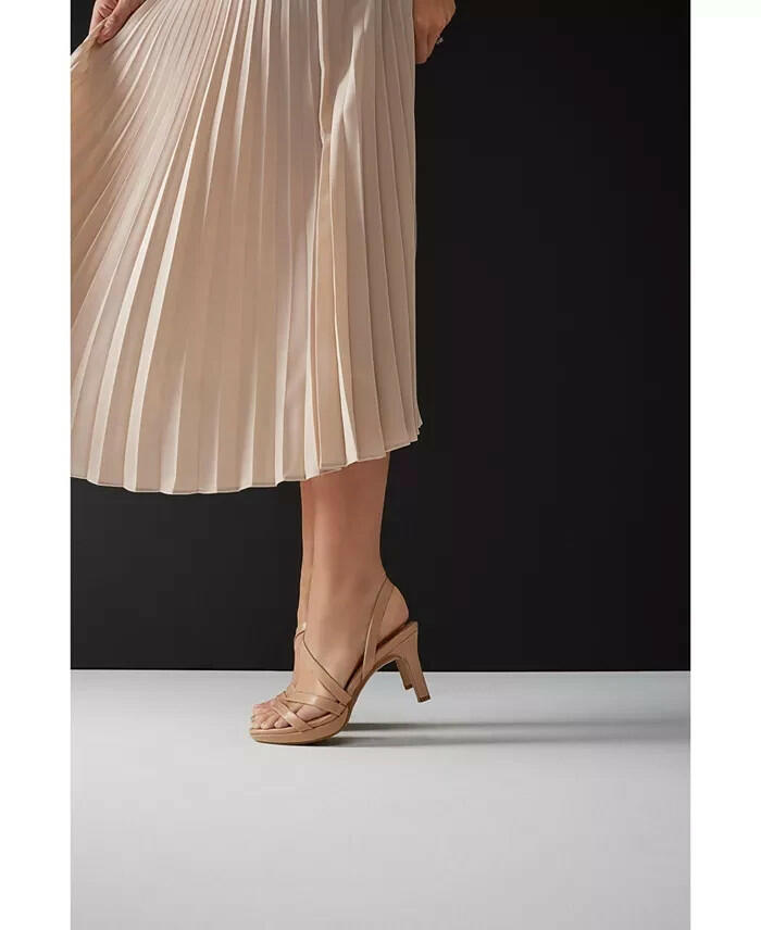 Naturalizer Brenta Strappy Dress Sandal Tan Size 6.5  Wide New MSRP $119