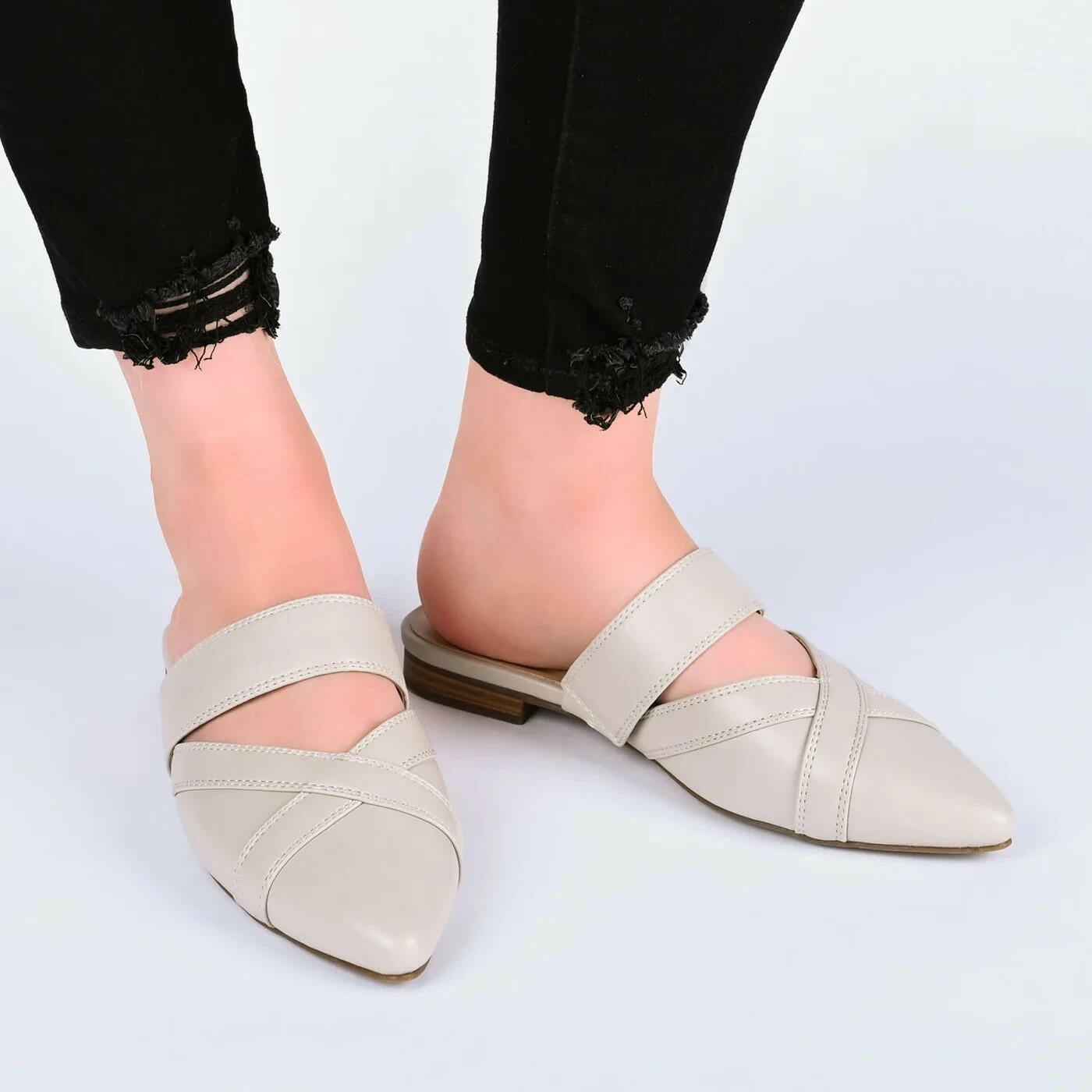 Stasi Mule Flats Black Narrow Width Sz 8 MSRP $80
