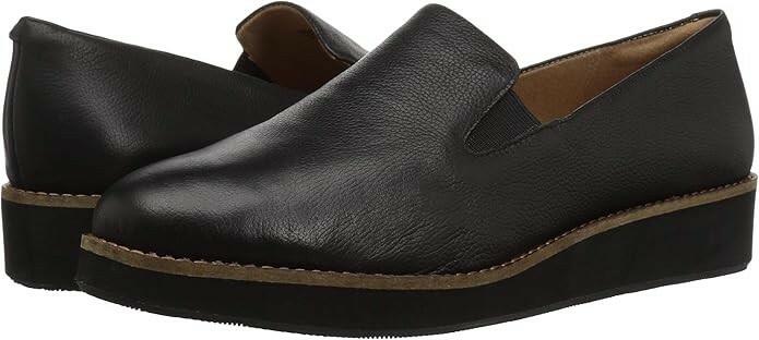 SoftWalk Womens Whistle Loafers Tumbled Black 8.5 New $120