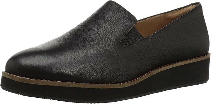 SoftWalk Womens Whistle Loafers Tumbled Black 8.5 New $120