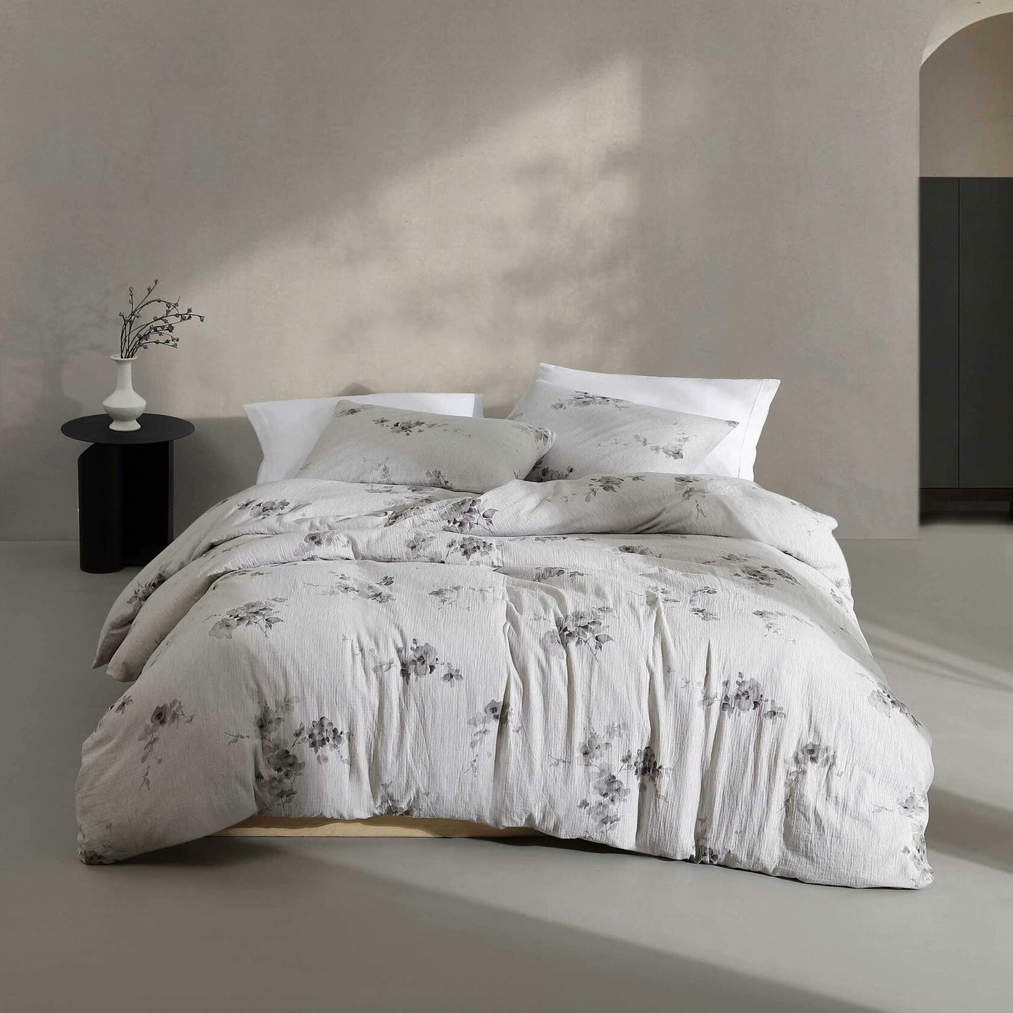 Calvin Klein Aquarelle Floral Cotton Melange Gauze 3 Piece Duvet Cover Set Queen $243