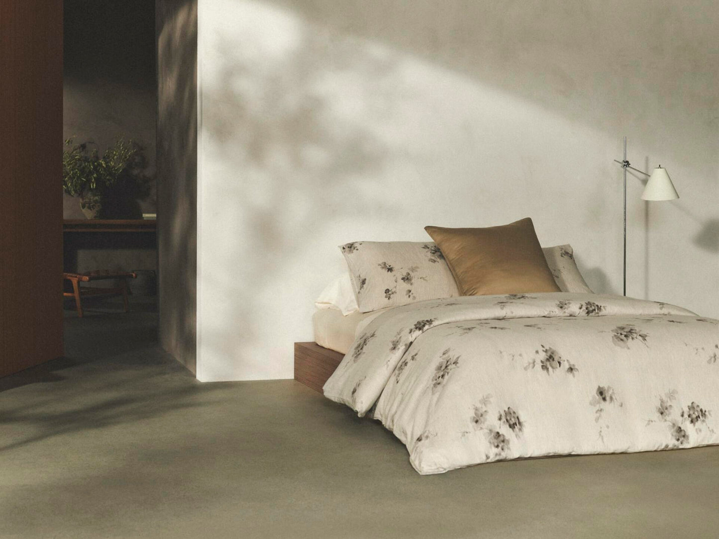 Calvin Klein Aquarelle Floral Cotton Melange Gauze 3 Piece Duvet Cover Set Queen $243